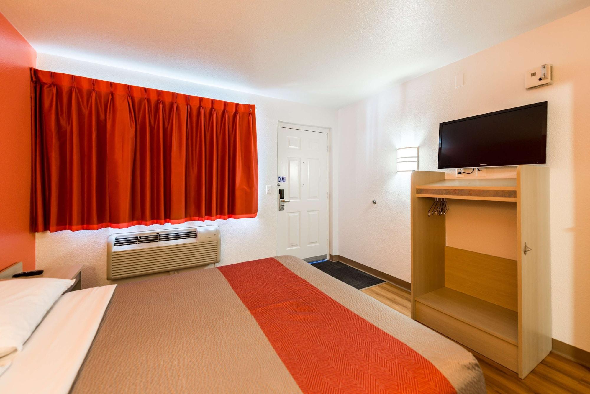 Motel 6-Reno, Nv - Virginia Plumb Zewnętrze zdjęcie