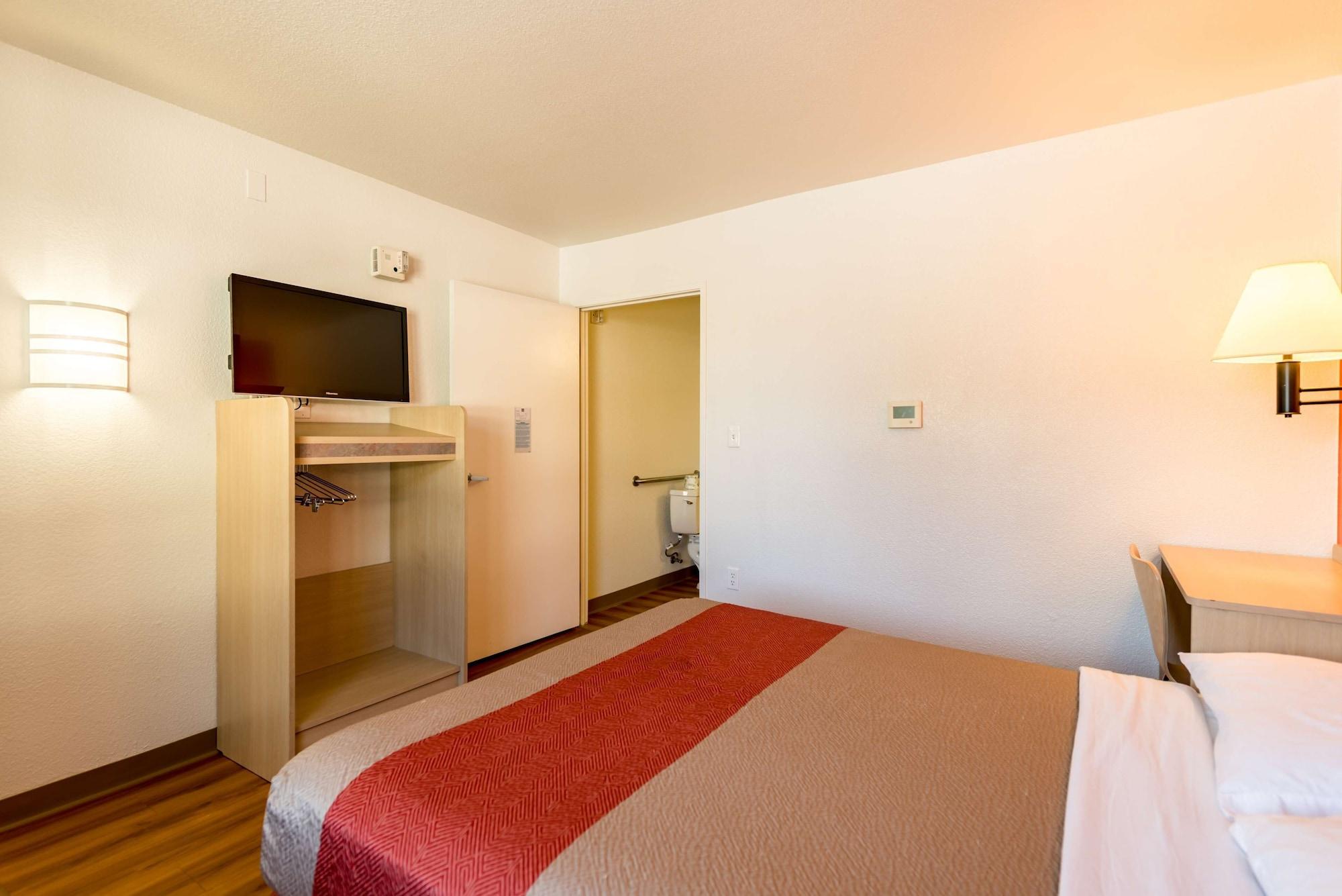 Motel 6-Reno, Nv - Virginia Plumb Zewnętrze zdjęcie