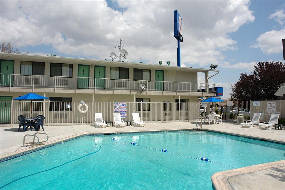 Motel 6-Reno, Nv - Virginia Plumb Zewnętrze zdjęcie